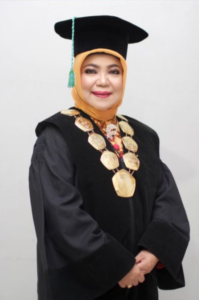 Assalamualaikum wr. wb

Alhamdulillah saya panjatkan puji Syukur kehadirat Allah SWT, yang telah memberikan kenikmatan berupa rejeki, kesehatan, kemudahan dan kelancaran pada seluruh civitas akademika Universitas PGRI Jombang, sehingga kami dapat meluncurkan wajah baru website kampus Universitas PGRI Jombang.

Selamat datang di website resmi Universitas PGRI Jombang., banyak prestasi yang sudah diperoleh pada  bidang Tri Dharma Perguruan Tinggi, sehingga Universitas PGRI Jombang dikenal oleh masyarakat luas dan  juga memiliki reputasi pendidikan berkualitas. Penguatan institusi terus  kami lakukan secara berkelanjutan melalui jejaring kerjasama dengan institusi perguruan tinggi (PTN/PTS), pemerintah maupun swasta baik di dalam negeri maupun luar negeri, sehingga pengakuan terhadap eksistensi Universitas PGRI Jombang dalam lingkup regional, nasional dan internasional tetap terpelihara dengan baik.

Website ini akan menjadi jendela bagi dunia yang ingin mengenal kampus kami secara online. Keberadaan website tentu saja akan membantu kami dalam menceritakan semua aktivitas dan kegiatan yang dilakukan oleh seluruh civitas akademika, baik dosen, tenaga kependidikan, mahasiswa, alumni dan mitra kerjasama di dunia usaha/industri maupun instansi pemerintah.

Kami menyadari bahwa website ini masih jauh dari sempurna, tetapi kami yakin dan percaya seiring waktu dan pembenahan yang kami lakukan, maka lambat laun website ini akan mencapai kesempurnaan. Untuk itu kami sangat memerlukan dukungan, support system dan kritikan dari seluruh civitas akademika, alumni dan mitra kerjasama untuk menyempurnakan isi dan konten dari website ini. Sekali lagi kami sampaikan terima kasih

Wabilahi taufik walhidayah,

Wassalamualaikum wr wb.

 

Rektor

Ttd

Prof. Dr. Dra. Munawaroh, M.Kes